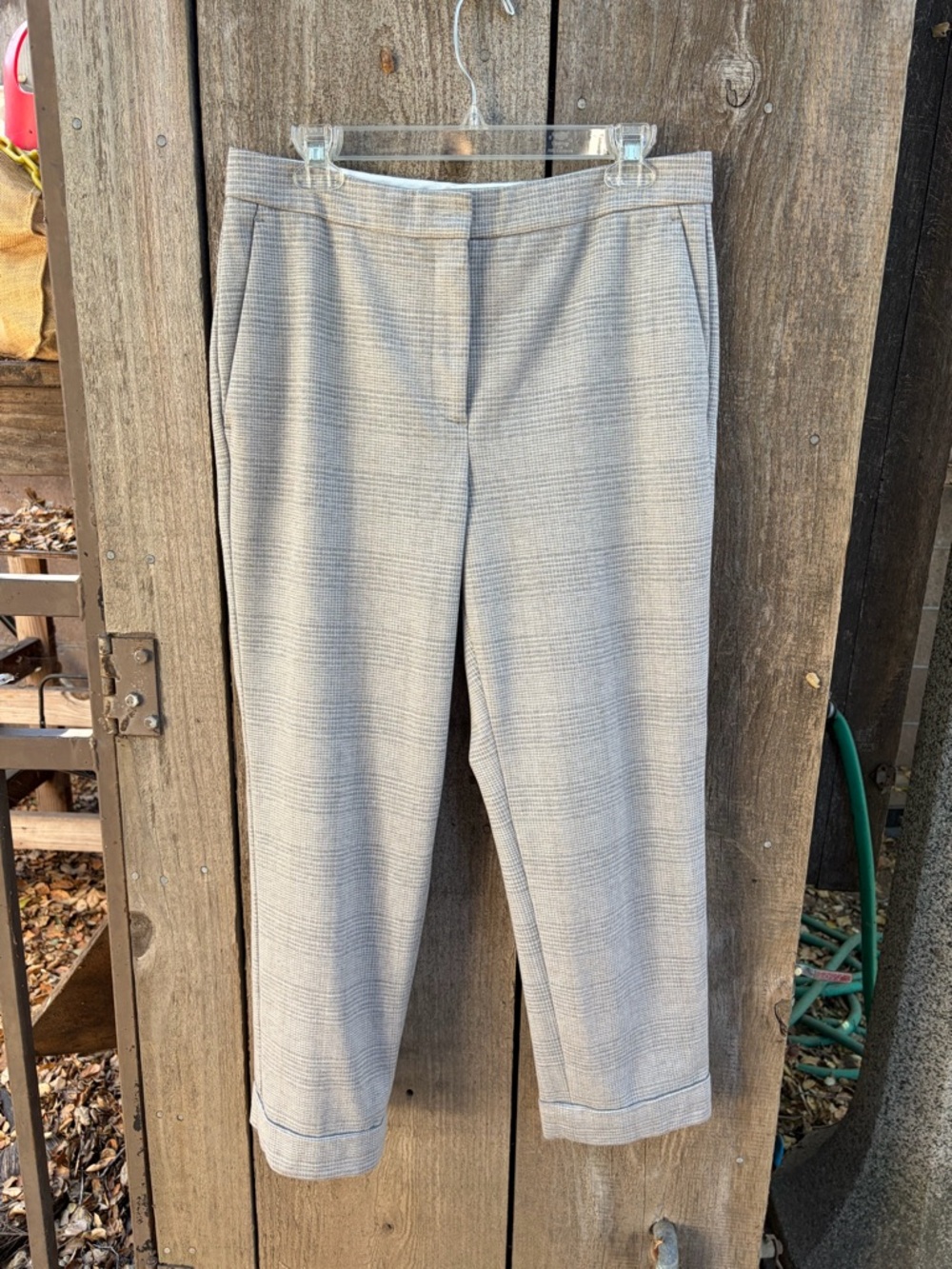 Ann Taylor Light Gray Glen Plaid Curvy Fit Cropped Ankle Pants